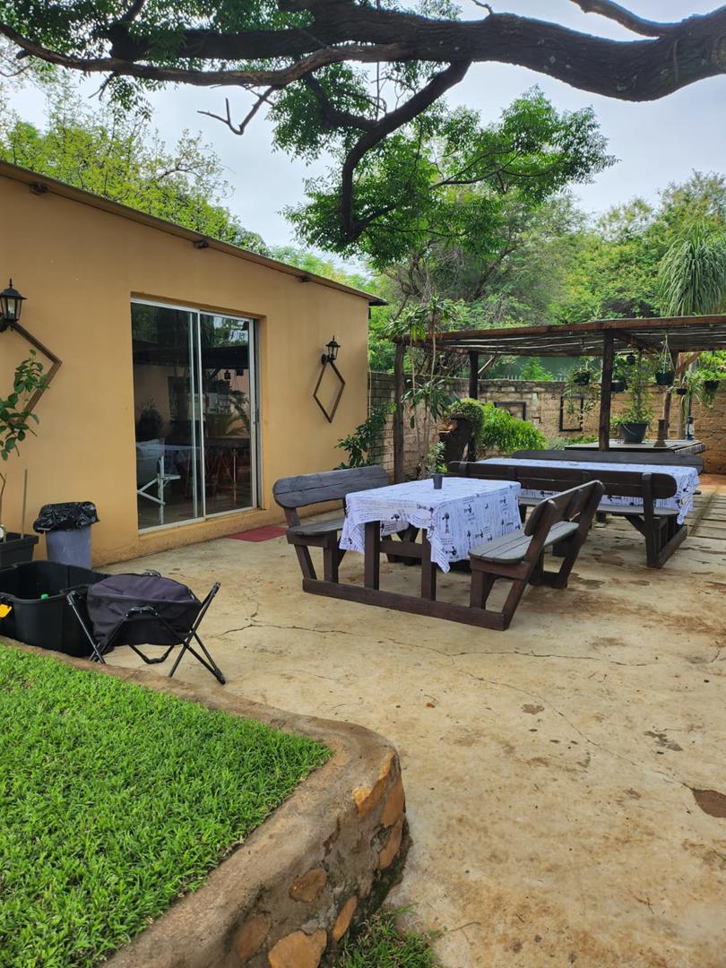 10 Bedroom Property for Sale in Mooinooi North West